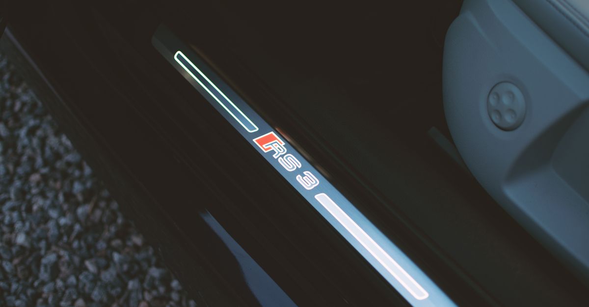 Audi car key fob — Shirleylocksmithpro