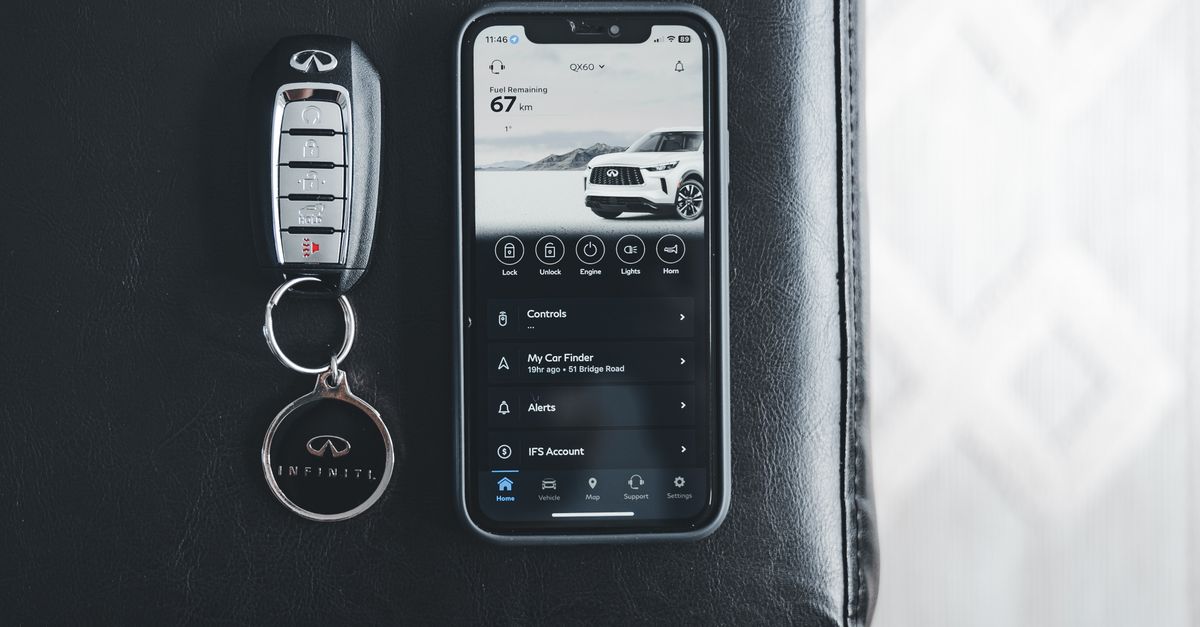 Nissan car key fob — Shirleylocksmithpro