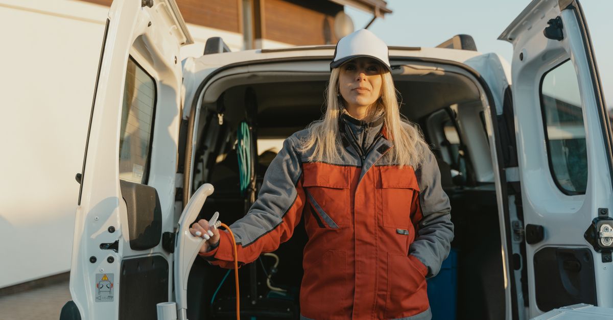 Roadside Car Lockout Service: What Happens When You Call — Shirleylocksmithpro